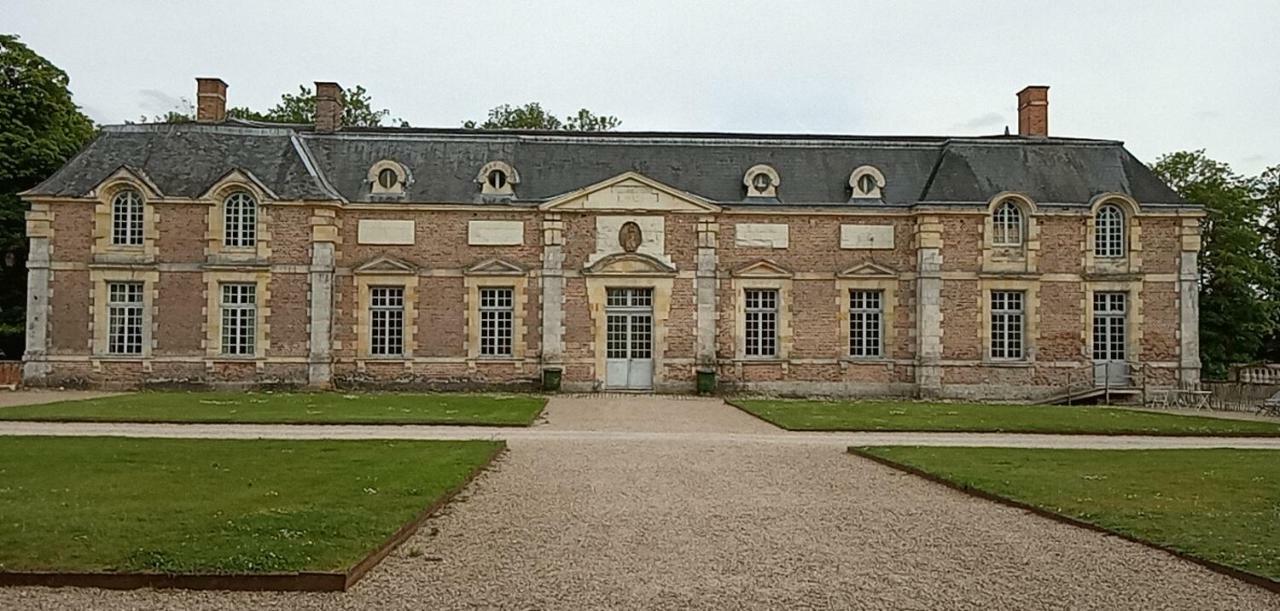 Chateau De La Ferte Saint Aubin Bed and Breakfast Esterno foto